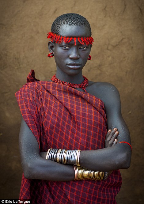 Ethiopian Bodi tribe - where having big belly is beautiful